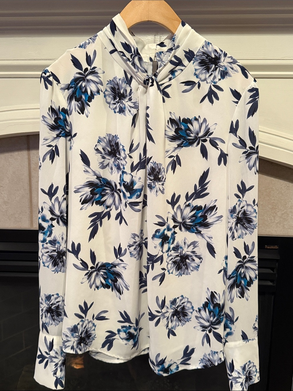 White House Black Market White Floral Tie-Neck Blouse with Blue and Navy Accents